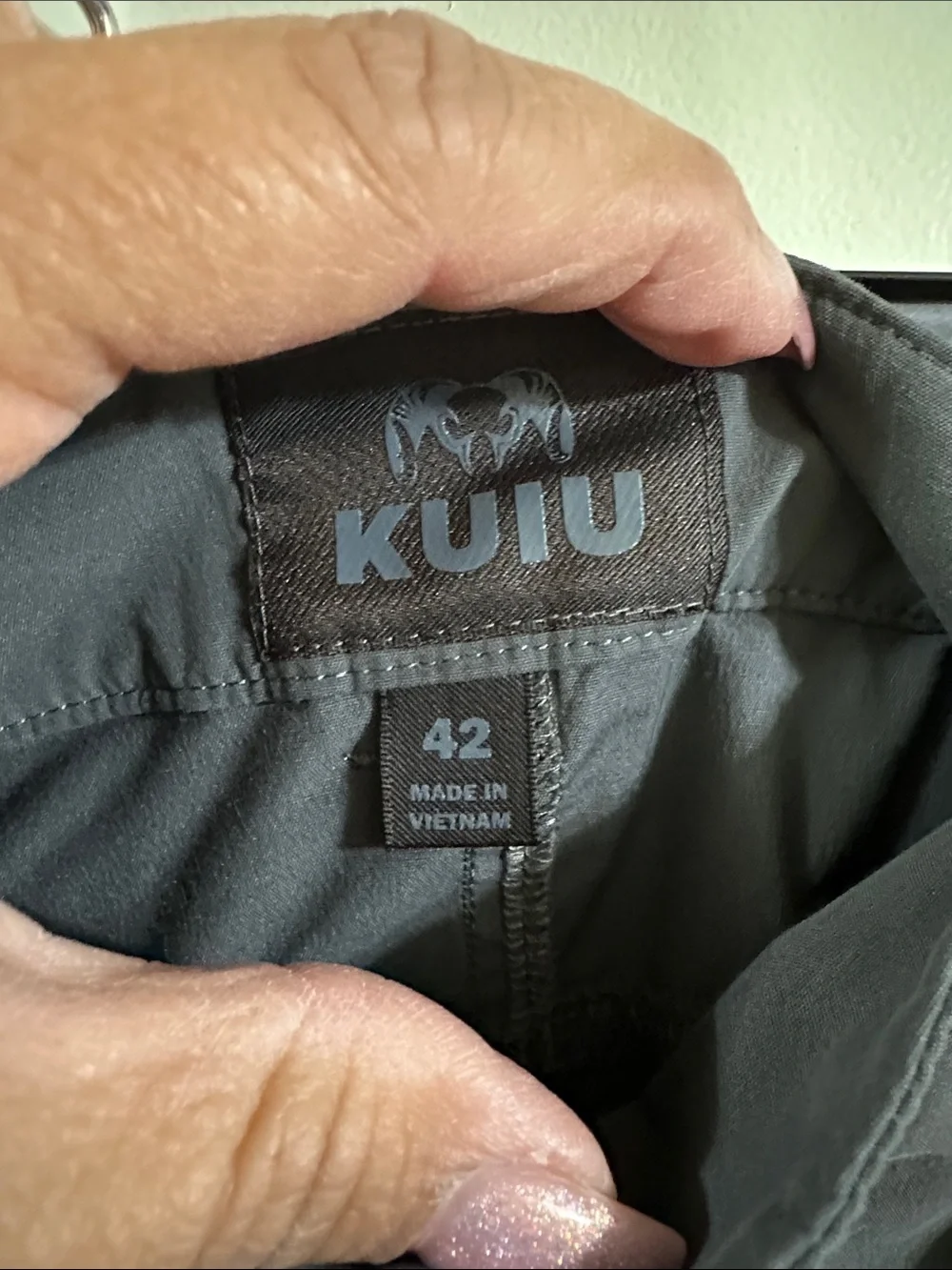 KUIU Gunmetal 10” shorts size 42